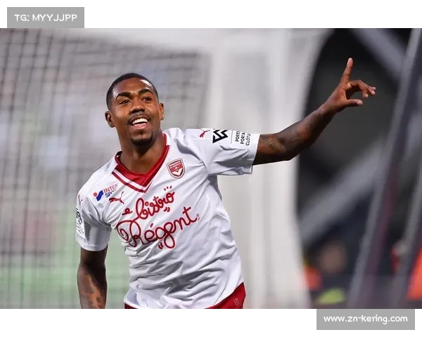 法甲试用智能穿戴设备，监控球员健康数据